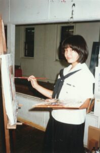 画塾で制作中の雅子さん